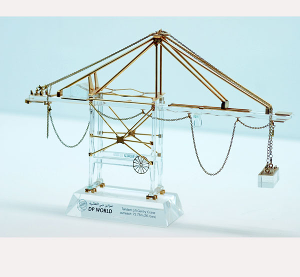3d scale model of crane